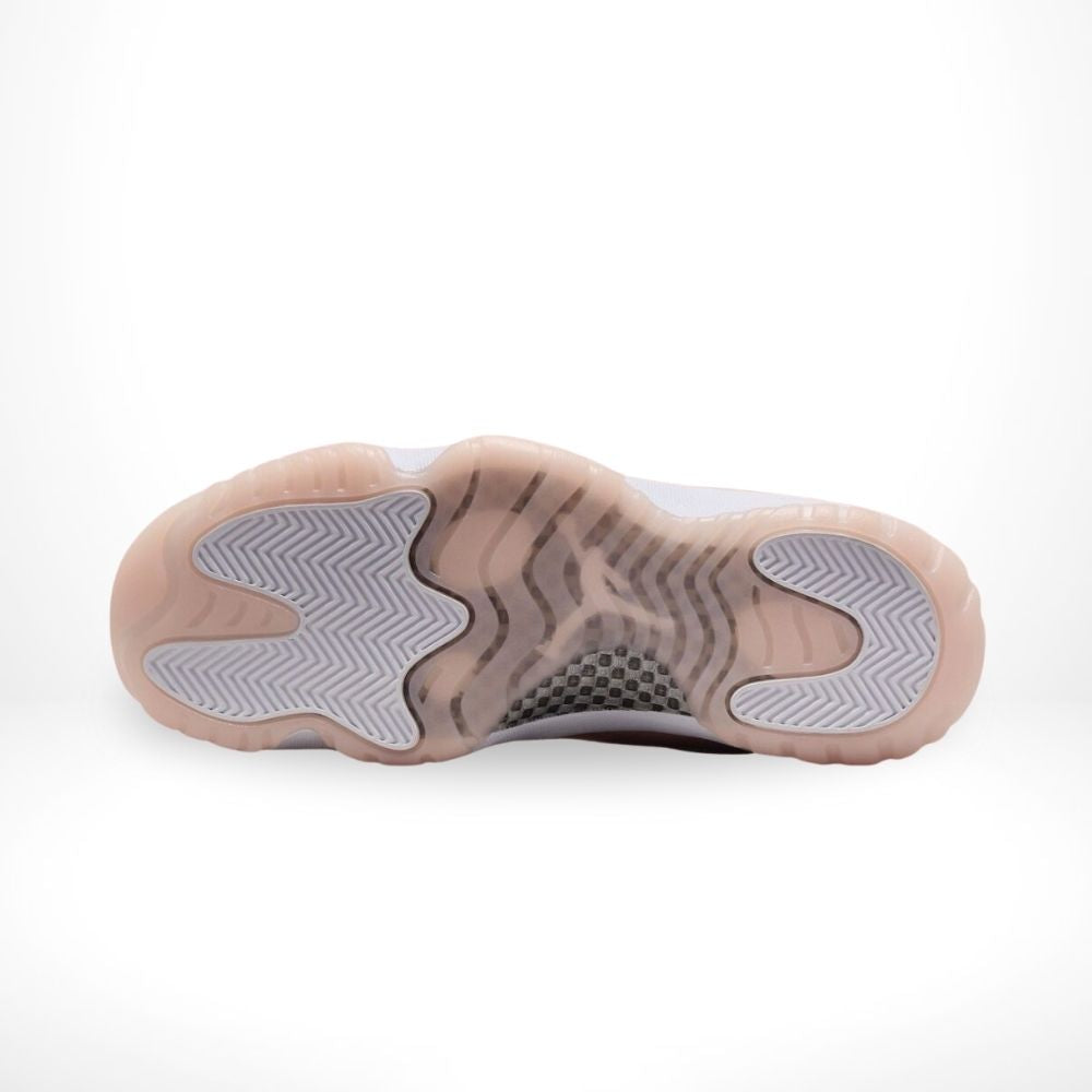 Air Jordan 11 Retro Low Legend Pink